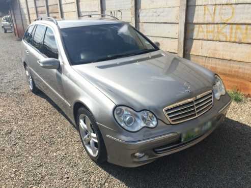 2004 Mercedes benz c 200 Kompressor Estate Automatic.