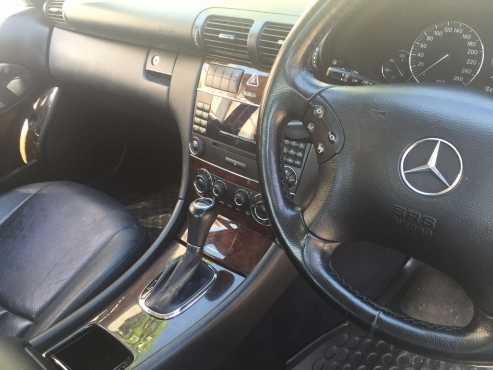 2004 Mercedes Benz C180 Classic AT