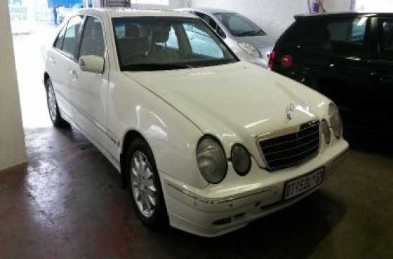 2004 mercedes e-class 200e at