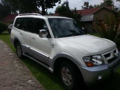 2004 Mitsubishi Pajero 3.8 GLS at