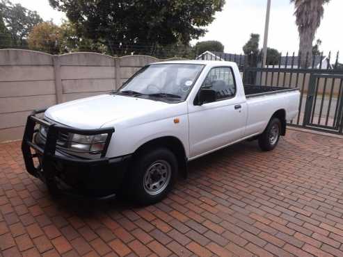 2004 Nissan Hardbody 2.0i LWB SC in Immaculate condition