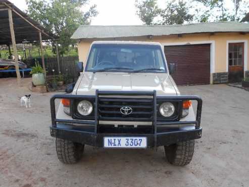 2004 Toyota Land Cruiser Double Cab