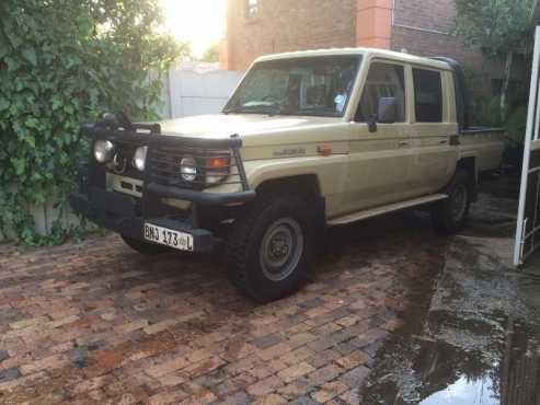 2004 Toyota Land Cruiser Double Cab