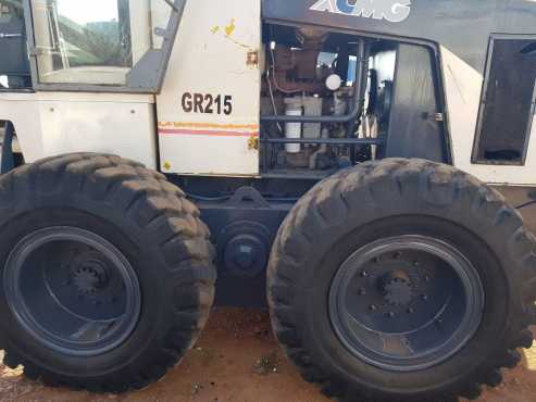 2004 XCMG GR215 Grader