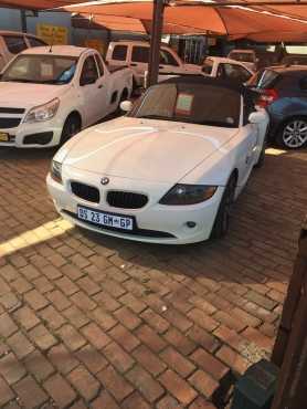 2005 BMW Z4 2.5L Roadster