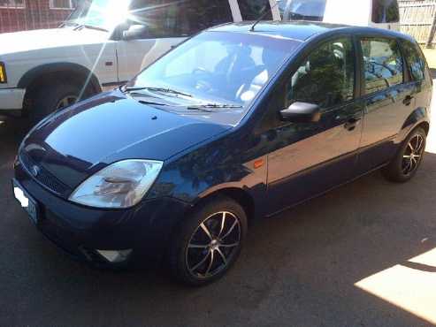 2005 Ford Fiesta 1.6L Ghia 120000km