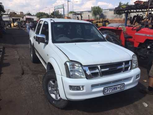 2005 Isuzu kb250 double cab