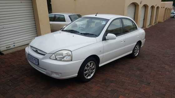 2005 Kia Rio automatic