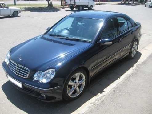 2005 Mercedes-Benz C-Class Sedan