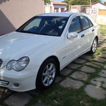 2005 Mercedes c180 kompressor call 0824950049
