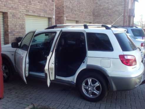 2005 Mitsubishi Outlander For Sale.