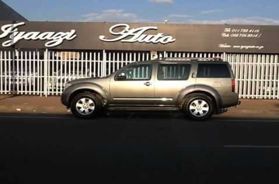 2005 Nissan Pathfinder 4.0 Auto - 7 Seater- Absolute Full House - R5 000 SPOTTERS FEE -