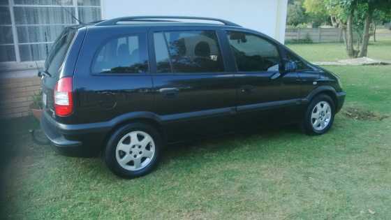 2005 Opel Zafira 2.2 Elegance 7 seater