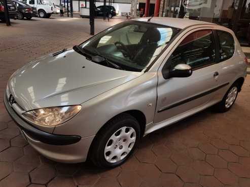 2005 Peugeot 206 1.4 Popart AC for sale Low mileage for year model at 177 000 Kms Air con, radio,