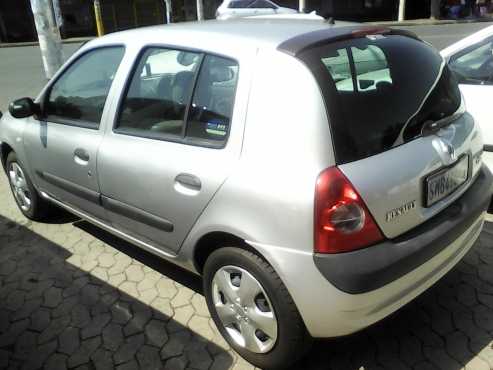 2005 Renault Clio 1.4