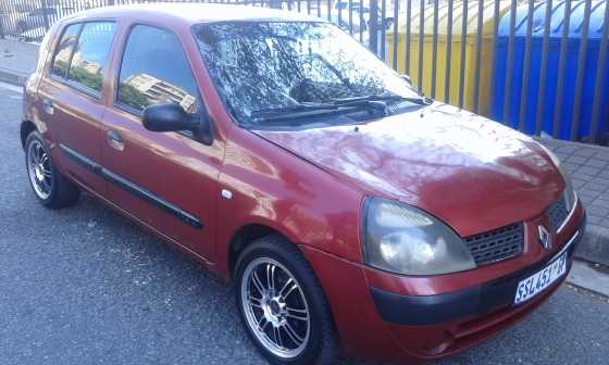 2005 Renault Clio 1.4 For Sale.