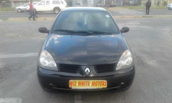 2005 Renault Clio ii 1.4 Expression 5dr 99000kilo FOr R49,000