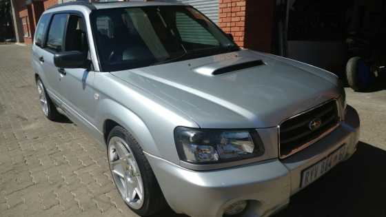 2005 Subaru Forester 2.5 XT