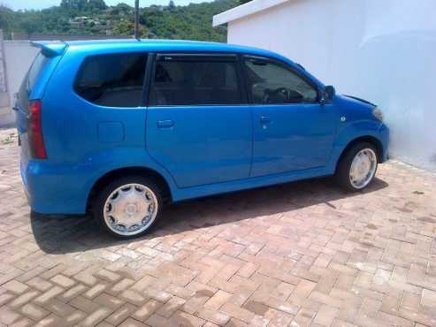 2005 TOYOTA AVANZA