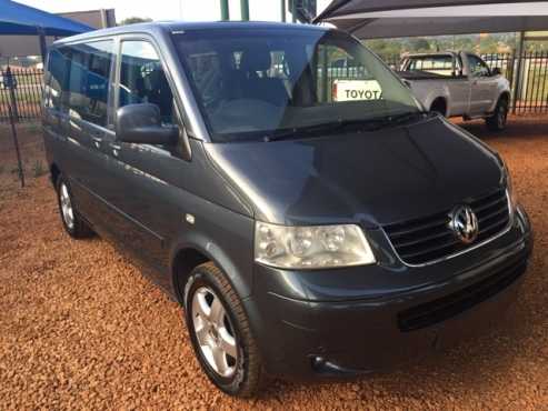 2005 Volkswagen T5 Caravelle 2.5 TDi 128kW Auto