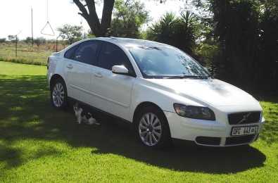 2005 Volvo S40