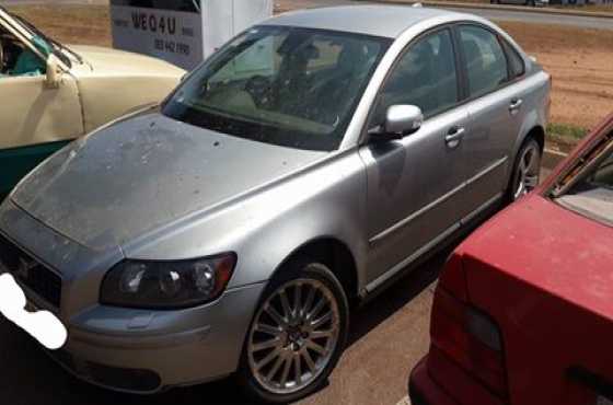 2005 Volvo S40 T5