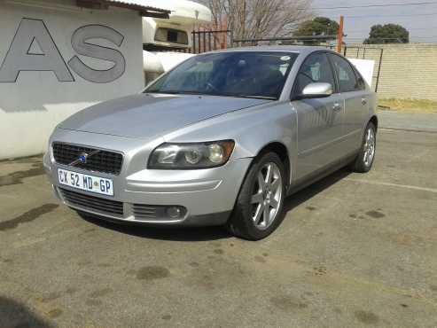 2005 Volvo S40 T5 At