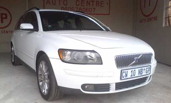 2005 VOLVO V50 T5 2.4i