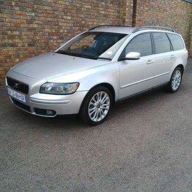 2005 Volvo V50 T5 AT