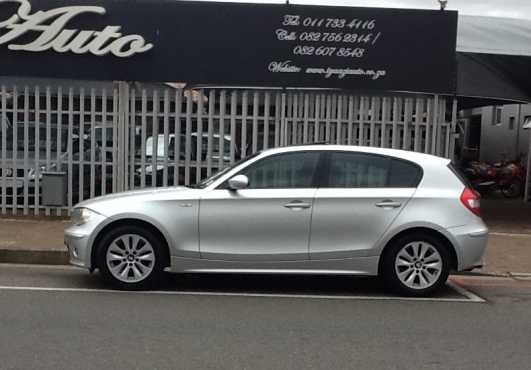 2006 BMW 120i 6 Speed Manual - Extremely Clean and Well Kept - For Sale