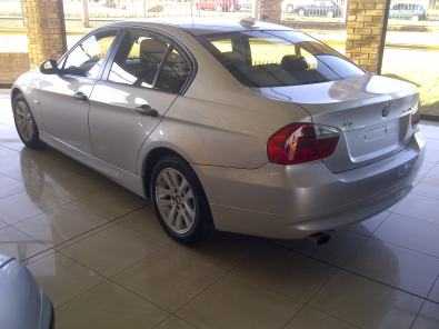 2006 BMW 320i E90