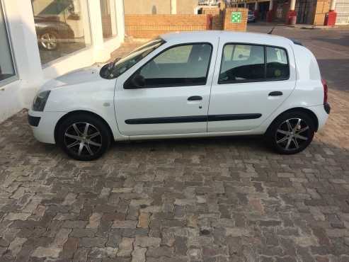 2006 Clio Vava Voom 114500km