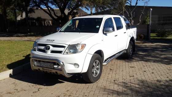 2006 Hilux 4.0 V6 Petrol 4x4 DC Auto