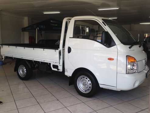 2006 Hyundai H100 2.6D LWB  ( Clean Bakkie )