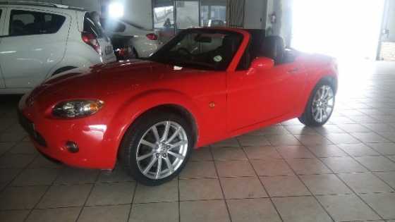 2006 Mazda MX5, 2.0L Hard Top