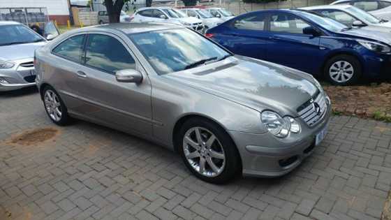 2006 Merc C230 Coupe Manual