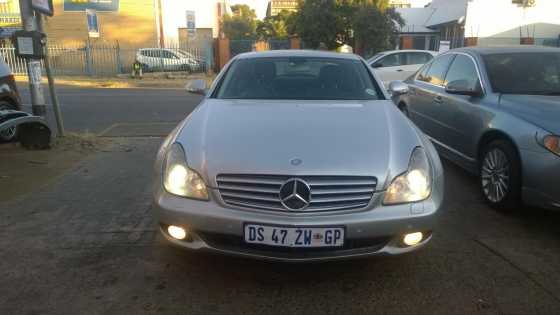 2006 Mercedes Benz cls500  on special sales