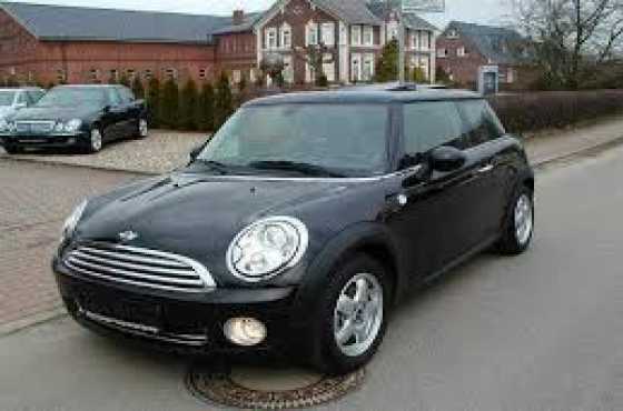 2006 Mini 1.6 Cooper -5 speed -Aircon,Power steering,Electric Windows mirrors