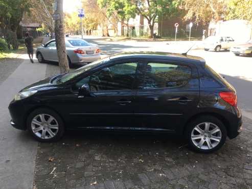 2006 Peugeot 207 XS with mags and aircon