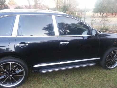 2006 Porche Cayenne 4.5L v8 turbo.Triptronic