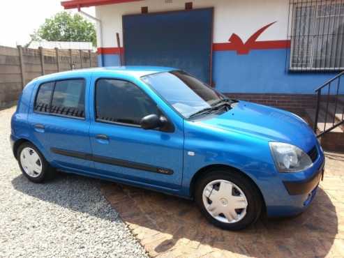 2006 Renault Clio 1.2 Va VA Voom 5 Door Hatch. Excelant Condition