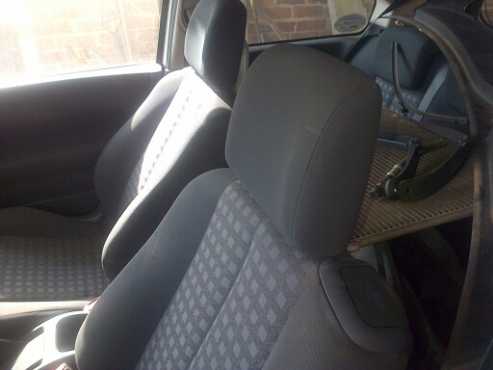 2006 renault megane 1.6 shake it