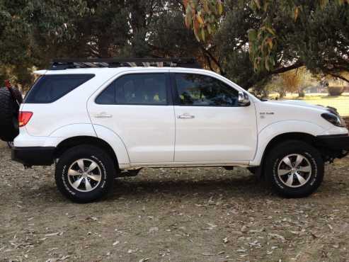 2006 Toyota Fortuner 3.0 D4D 4x4.   211 000km, Full Service History,