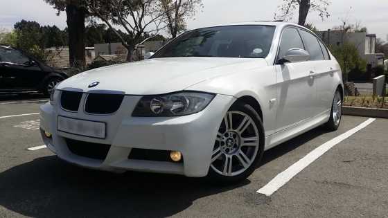 2007 BMW 320i Sport,6 Speed,114000km.Excellent Condition.