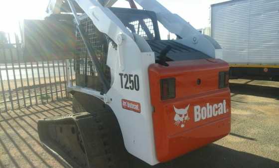 2007 BOBCAT T250