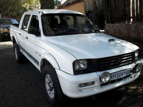 2007  colt double  cab 2,5 d