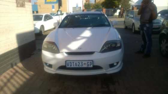 2007 Hyundai Tiburon coup in good condition with low km