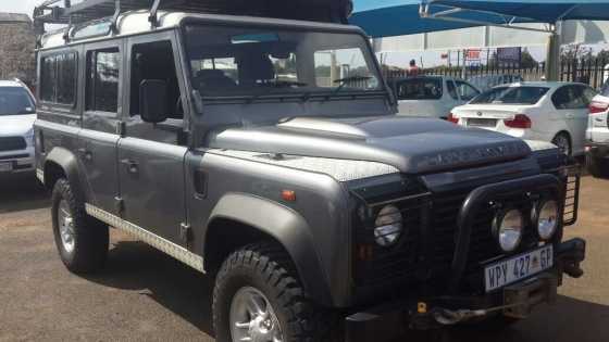 2007 Land Rover Defender 111CSW