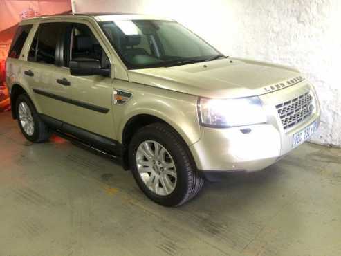 2007 Land Rover Freelander 2.0 HSE TD4 5Dr - 136000km.