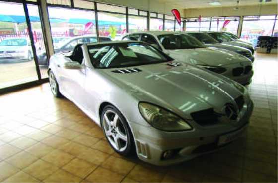 2007 Mercedes Benz SLK 55 on auction